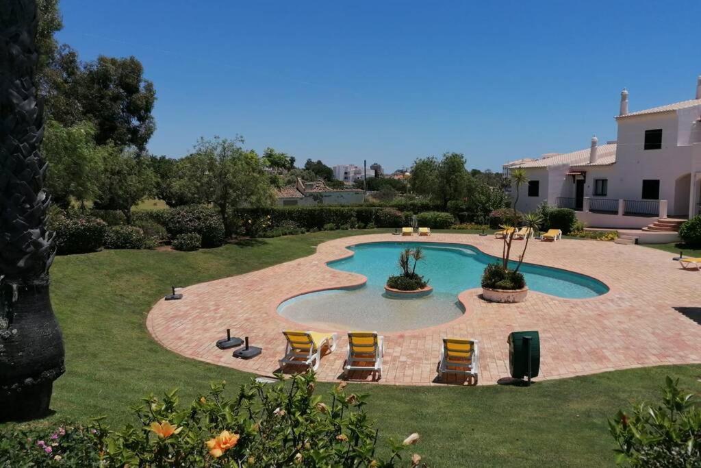 Appartamento Luxury Modern T2 Ocean View - Free Parking - Pool Alvor Esterno foto