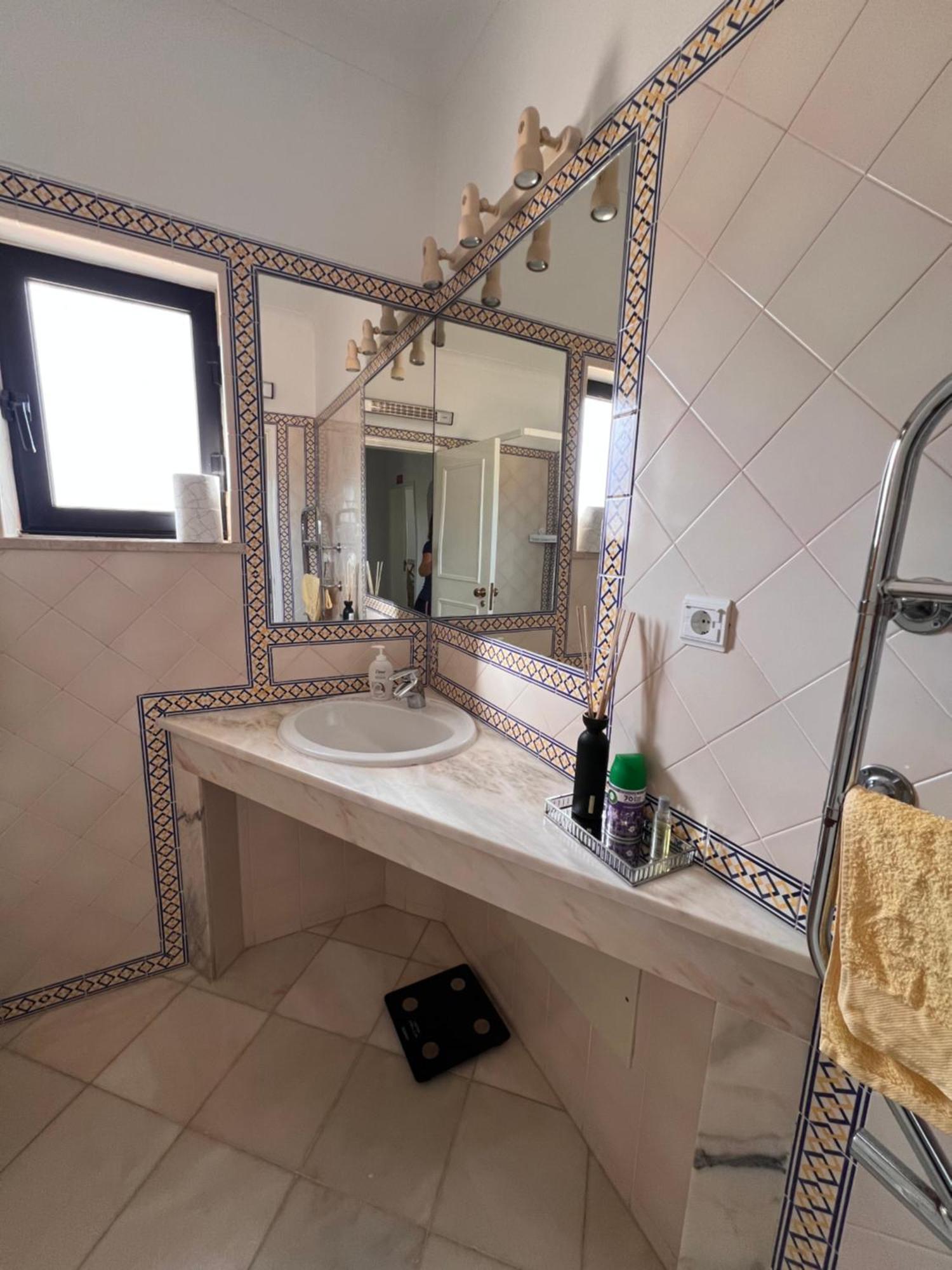 Appartamento Luxury Modern T2 Ocean View - Free Parking - Pool Alvor Esterno foto