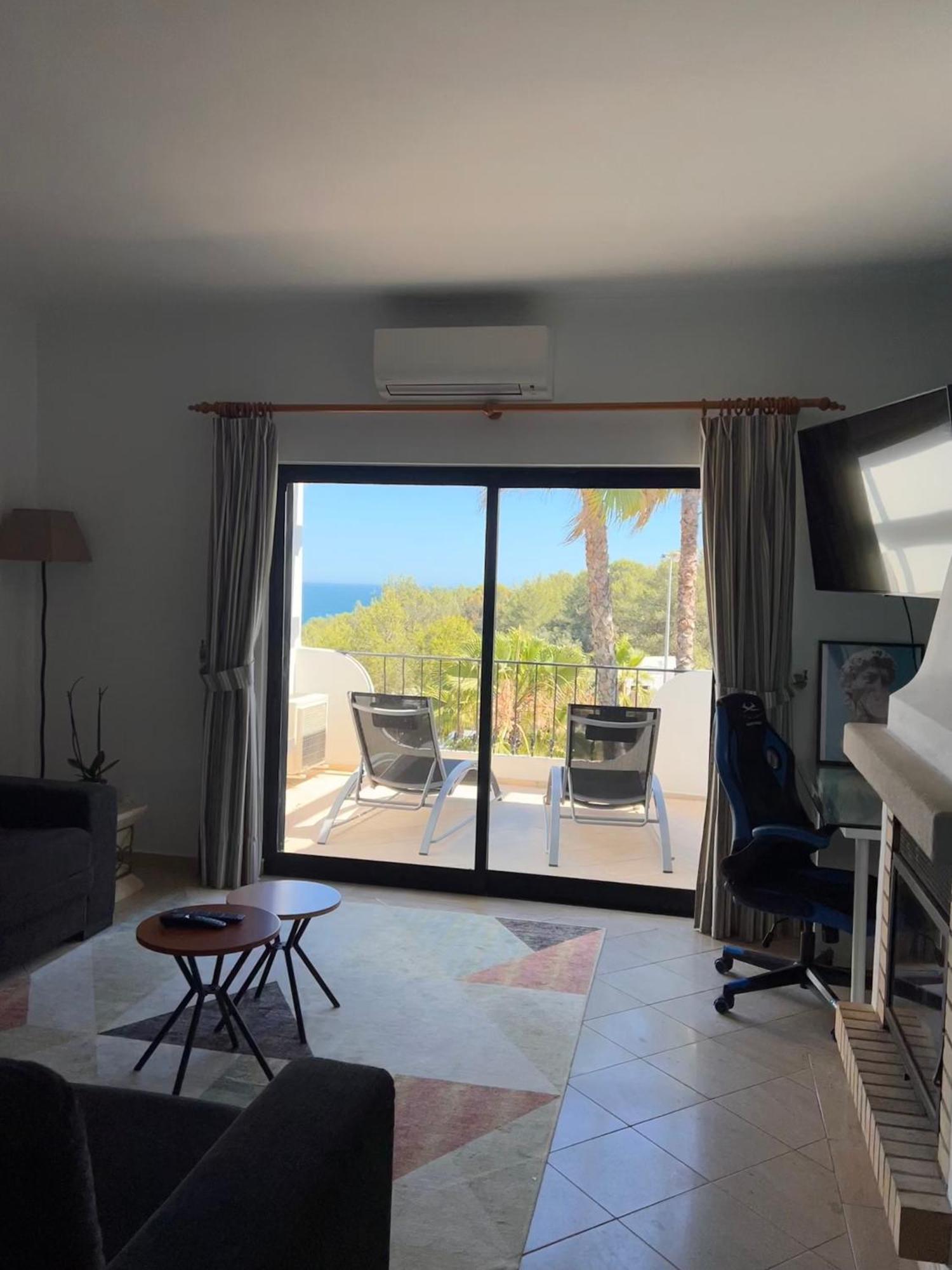 Appartamento Luxury Modern T2 Ocean View - Free Parking - Pool Alvor Esterno foto